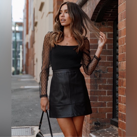 NWT Petal & Pup Rigala Top Black Ribbed Sheer Square Neck Size Medium Whimsigoth - Picture 8 of 8